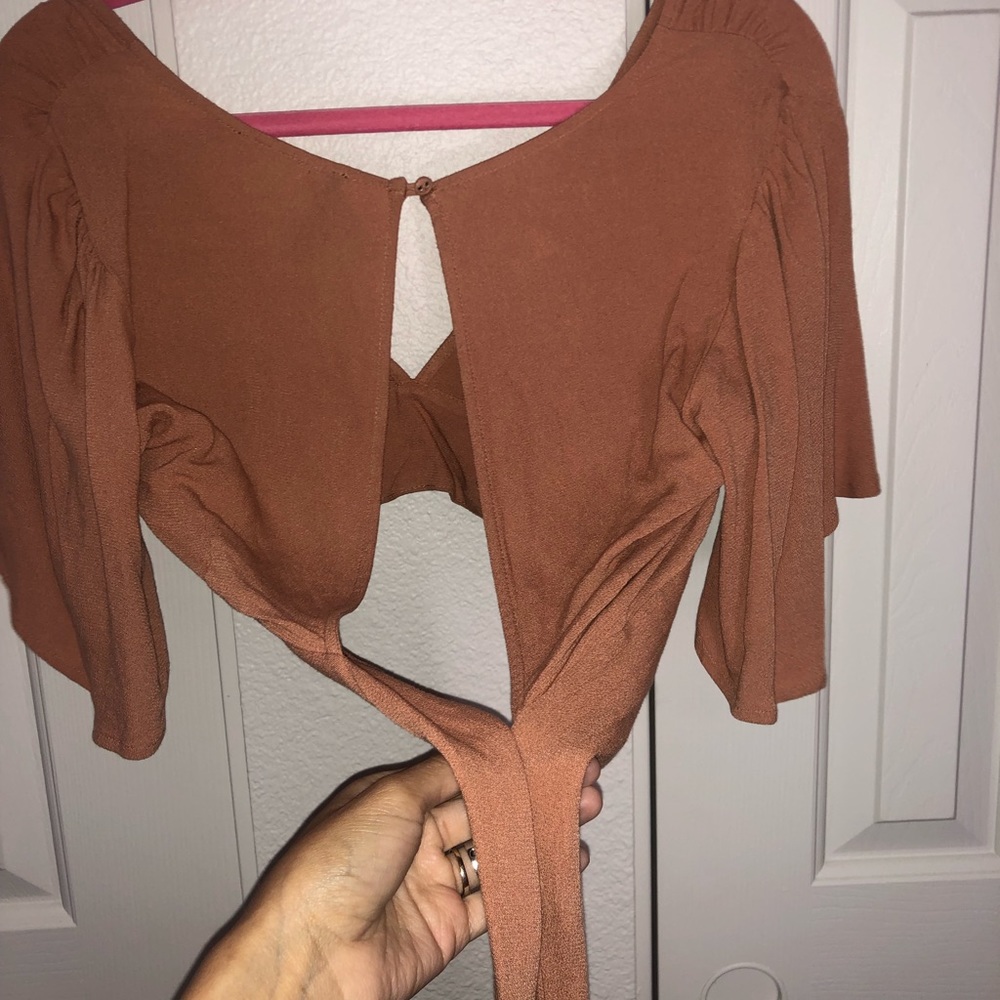 Crop top - Picture 2 of 2
